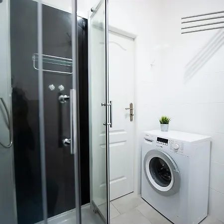 Roosevelta Centrum Apartman *